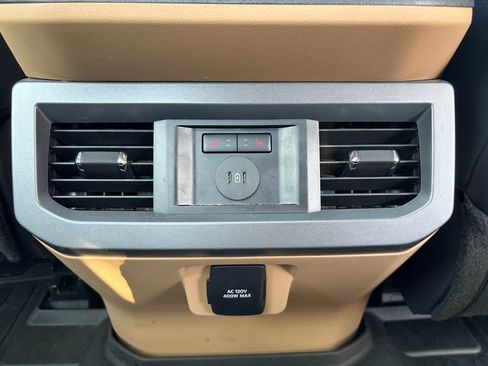 Used 2026 Ford F350 Lariat w/ Lariat Premium Package AWD/4WD image 9