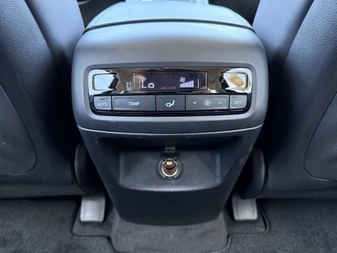 Used 2025 Hyundai Palisade SEL AWD/4WD image 24