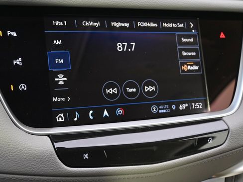 New 2025 Cadillac XT5 Premium Luxury w/ Technology Package image 27