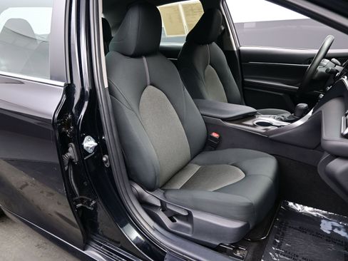 Used 2024 Toyota Camry LE FWD image 14
