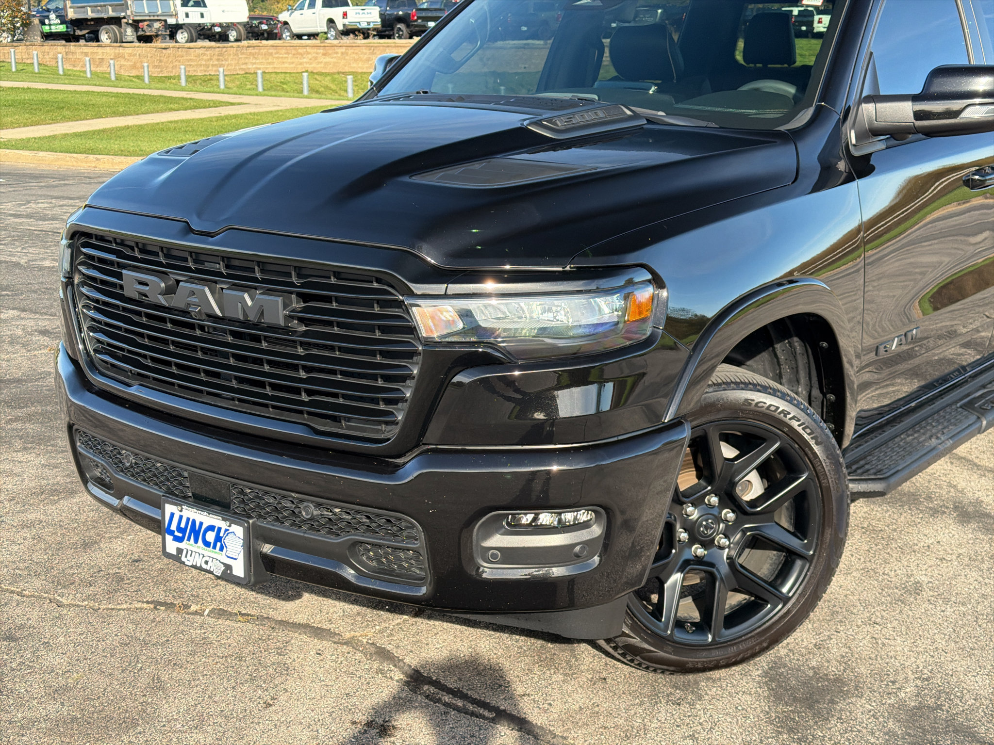 Used 2025 RAM 1500 Laramie w/ Night Edition AWD/4WD image 8