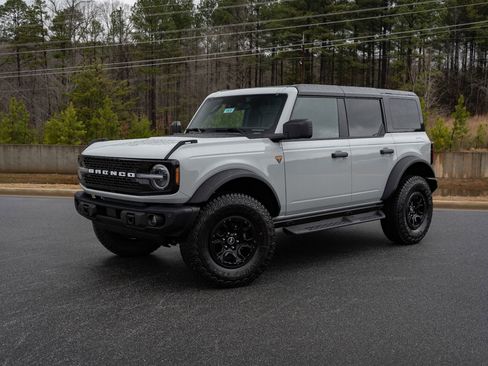 New 2026 Ford Bronco Badlands AWD/4WD image 4