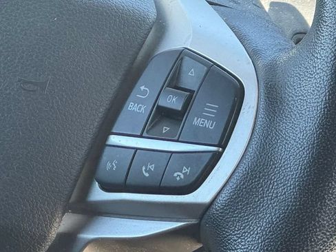 Used 2021 Ford Explorer XLT w/ Equipment Group 202A AWD/4WD image 12
