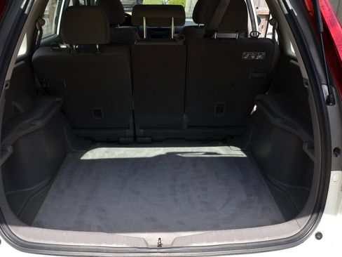 Used 2011 Honda CR-V LX image 10
