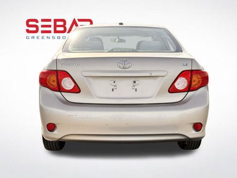 Used 2010 Toyota Corolla LE image 7