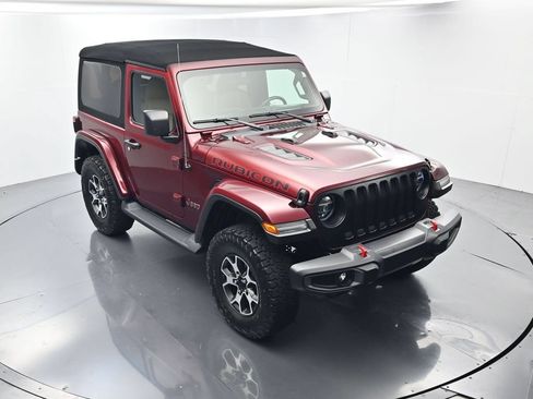 Used 2021 Jeep Wrangler Rubicon w/ LED Lighting Group AWD/4WD image 39