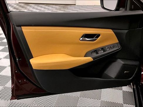 New 2025 Nissan Sentra SV w/ SV Premium Package image 29