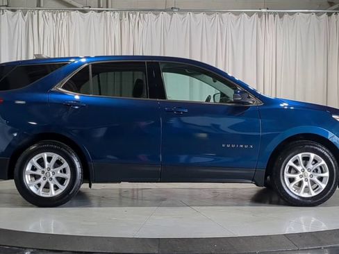 Used 2020 Chevrolet Equinox LT w/ Driver Convenience Package FWD image 11