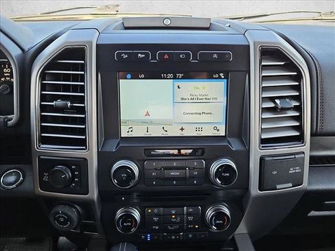 Used 2018 Ford F150 Platinum w/ Equipment Group 701A Luxury image 15