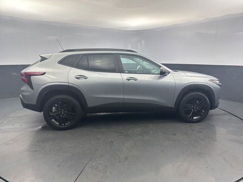 Used 2025 Chevrolet Trax ACTIV w/ Driver Confidence Package image 6