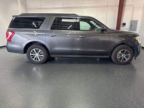 Used 2019 Ford Expedition Max XLT AWD/4WD image 3