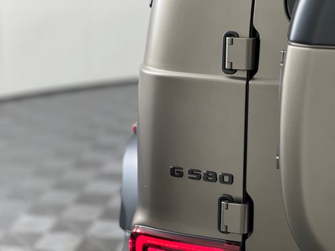 New 2026 Mercedes-Benz G 580 w/ EQ Technology image 12
