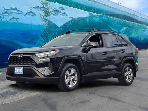 Used 2025 Toyota RAV4 XLE w/ Convenience Package AWD/4WD image 3