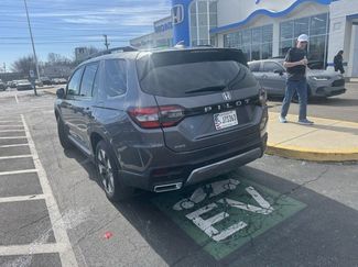 Used 2026 Honda Pilot Touring video 2