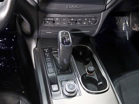 Used 2019 Maserati Ghibli RWD image 24