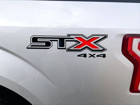 Used 2019 Ford F150 XL w/ Equipment Group 101A Mid image 7