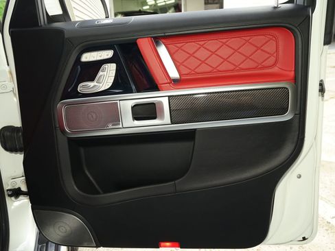 Used 2021 Mercedes-Benz G 63 AMG 4MATIC image 26