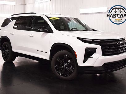 New 2027 Chevrolet Traverse LT w/ Midnight/Sport Edition
