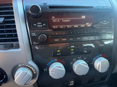 Used 2012 Toyota Tundra 2WD Double Cab image 23