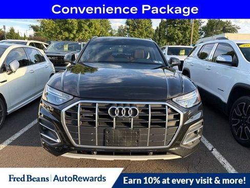 Used 2021 Audi Q5 2.0T Premium Plus w/ Premium Plus Package AWD/4WD image 2