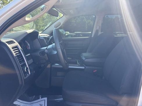 Used 2019 RAM 1500 Express w/ Wheel & Sound Group AWD/4WD image 13