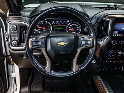 Used 2021 Chevrolet Silverado 3500 High Country image 16
