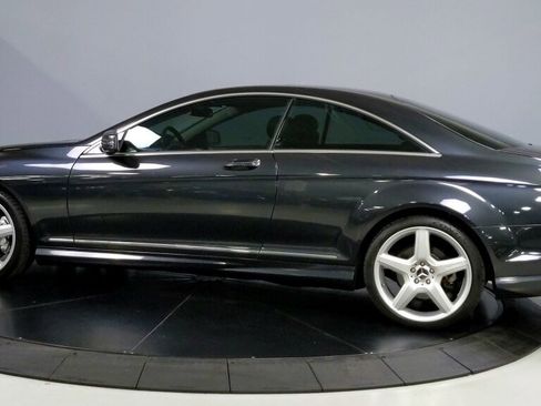 Used 2011 Mercedes-Benz CL 550 4MATIC image 4