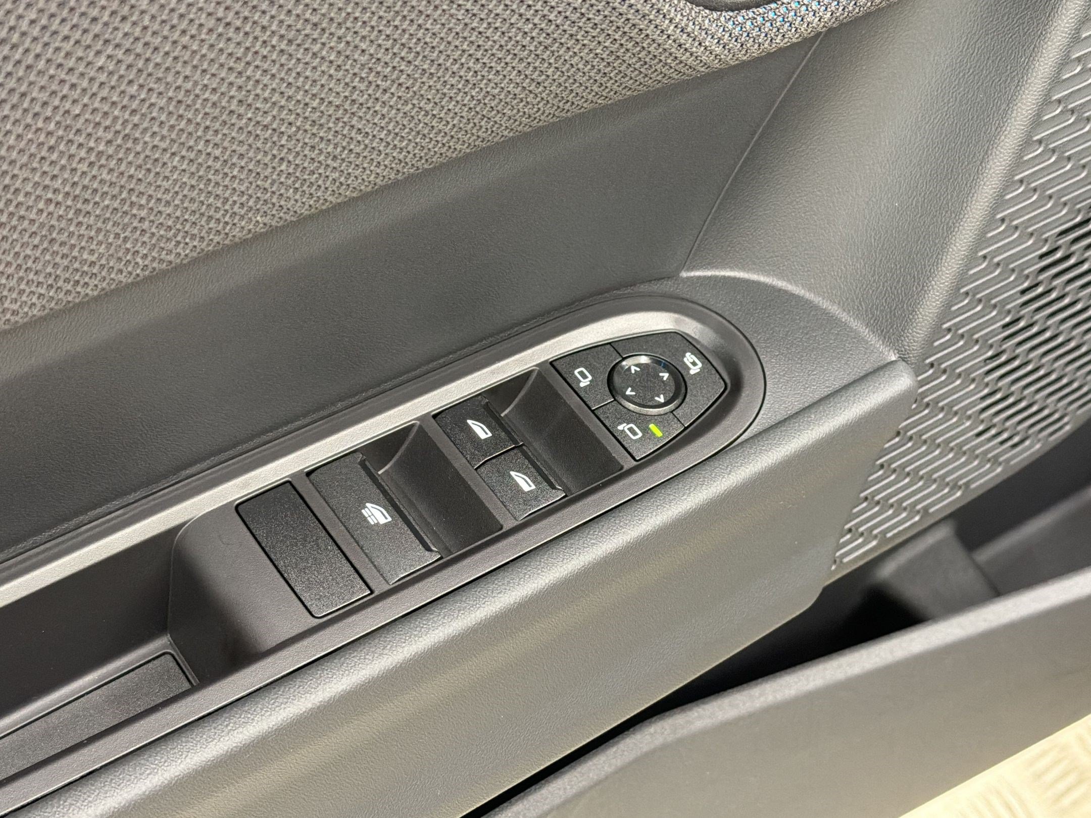 New 2026 MINI Cooper S FWD image 17