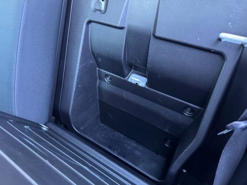 Used 2023 Toyota Tacoma TRD Off-Road image 16