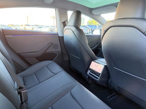 Used 2024 Tesla Model 3 image 41