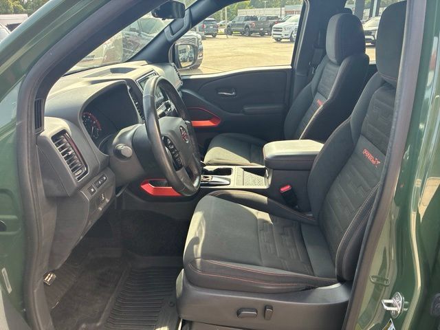 Used 2022 Nissan Frontier Pro-X RWD image 17