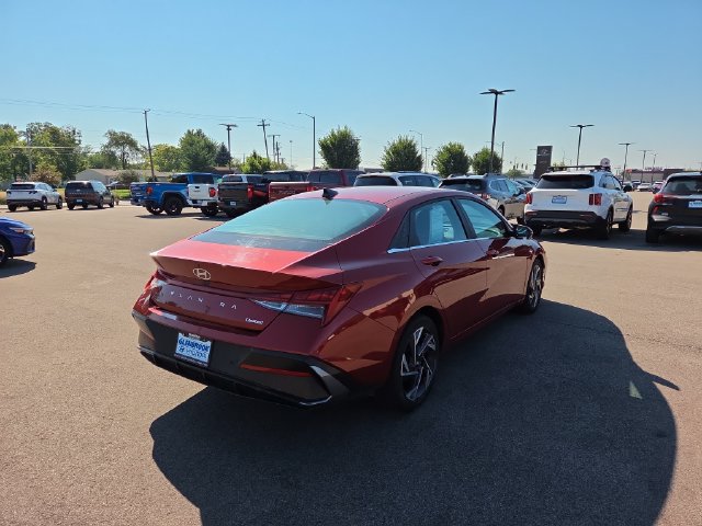 Certified 2024 Hyundai Elantra Limited FWD image 6