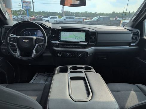 Used 2023 Chevrolet Silverado 1500 LT AWD/4WD image 14