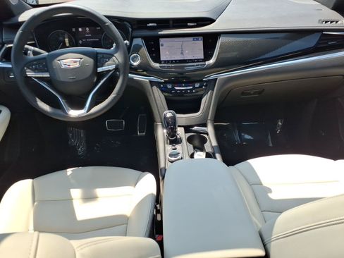 Certified 2024 Cadillac XT6 Sport w/ Technology Package AWD/4WD image 20