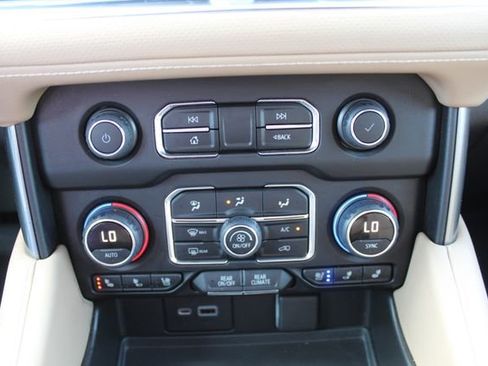 Used 2022 Chevrolet Tahoe Premier w/ Texas Edition image 36