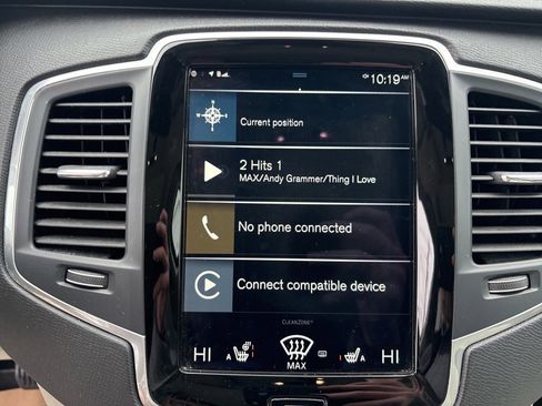 Used 2020 Volvo XC90 T6 Momentum w/ Protection Package Premier image 27