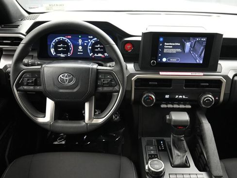 Used 2024 Toyota Tacoma TRD Sport AWD/4WD image 6