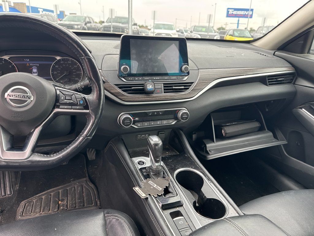 Used 2020 Nissan Altima 2.5 SL FWD image 5