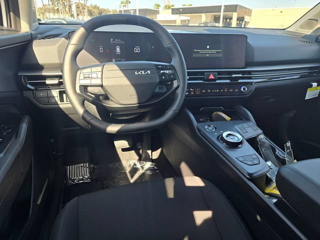 New 2027 Kia Sportage LX FWD image 7