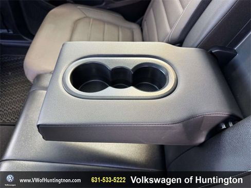 Certified 2025 Volkswagen Atlas SEL image 11