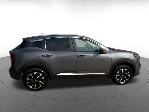 Used 2026 Nissan Kicks SV w/ Cold Weather Package AWD/4WD image 13