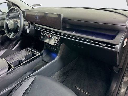 Certified 2025 Hyundai Tucson SEL AWD/4WD image 35
