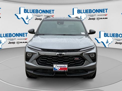 Used 2025 Chevrolet TrailBlazer RS w/ Driver Confidence Package FWD image 2