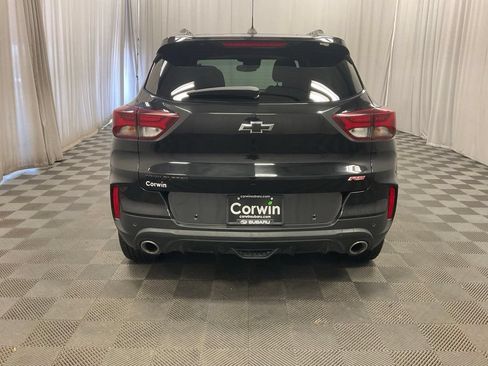 Used 2021 Chevrolet TrailBlazer RS w/ Sun and Liftgate Package FWD image 5