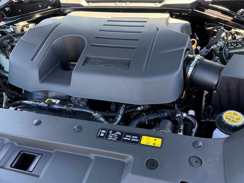 New 2026 Land Rover Defender 110 X-Dynamic SE AWD/4WD image 24