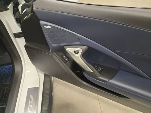 Used 2017 Chevrolet Corvette Z06 image 36