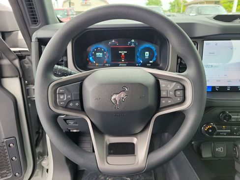 New 2026 Ford Bronco 2-Door AWD/4WD image 19
