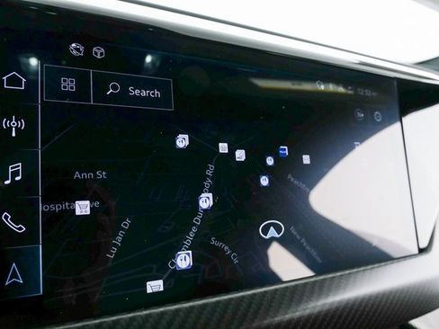 Used 2023 Audi e-tron GT Prestige image 14