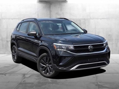 Used 2023 Volkswagen Taos S FWD image 2