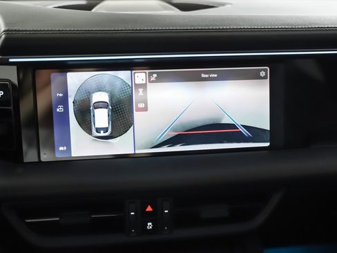 New 2026 Porsche Macan Electric image 21